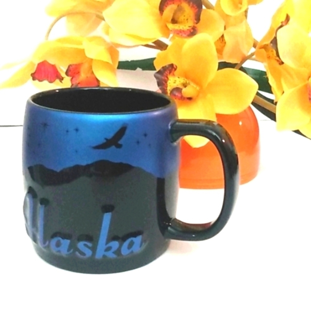 AMERICAWARE Alaska Midnight Sky Coffee Mug - Blue and Black - SIZE 20 Ounces